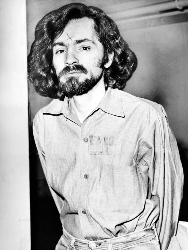Charles Manson po aretaciji 