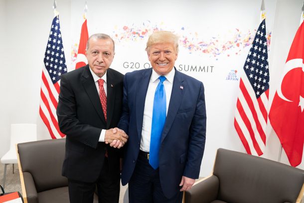 Turški predsednik Erdogan s predsednikom ZDA Donaldom Trumpom