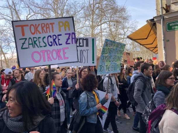 Protest mladih v Ljubljani 