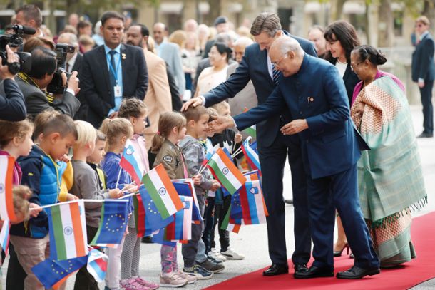 Predsednik republike Borut Pahor in indijski predsednik Ram Nath Kovind na sprejemu v slogu samodržcev 