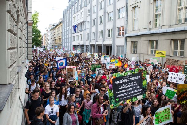 Shod je s Trga republike krenil tudi po ljubljanskih ulicah