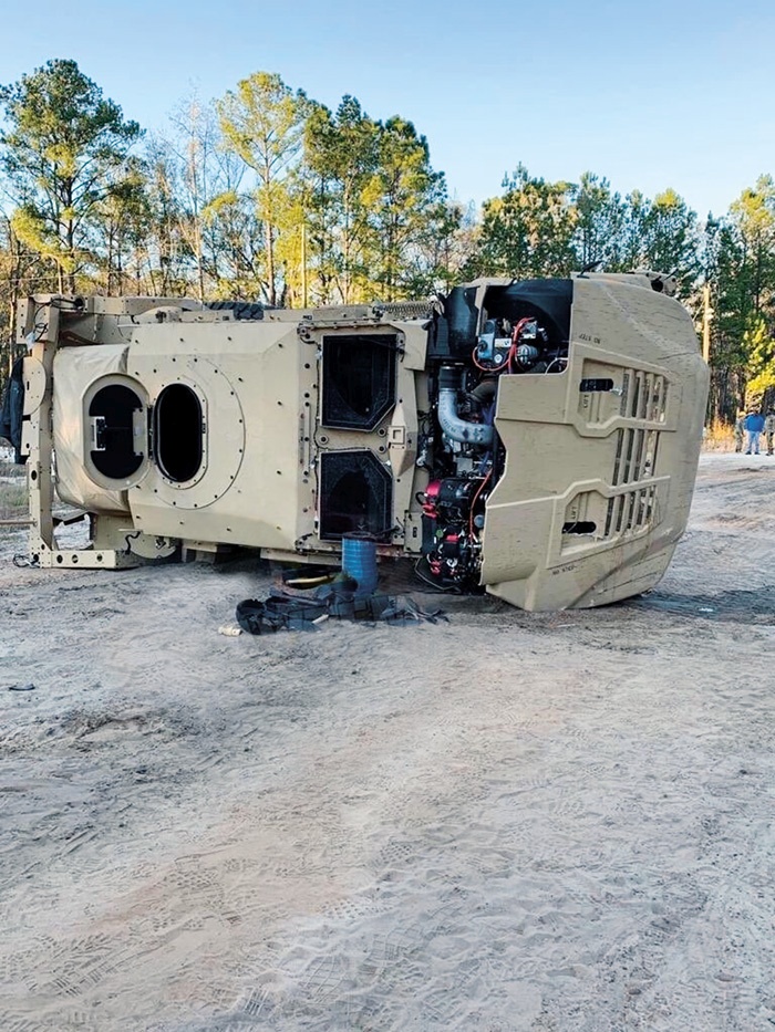Oshkoshe, ki jih kupuje tudi Slovenija, so ta mesec prvič dobavili vojski ZDA. Ni se dobro končalo.
