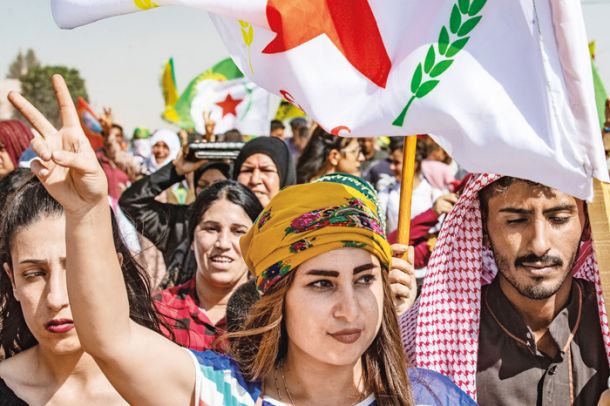 Protesti Kurdov v neposredni bližini oporišča, kjer še bivajo odhajajoči ameriški vojaki