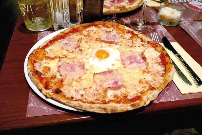 Pica carbonara