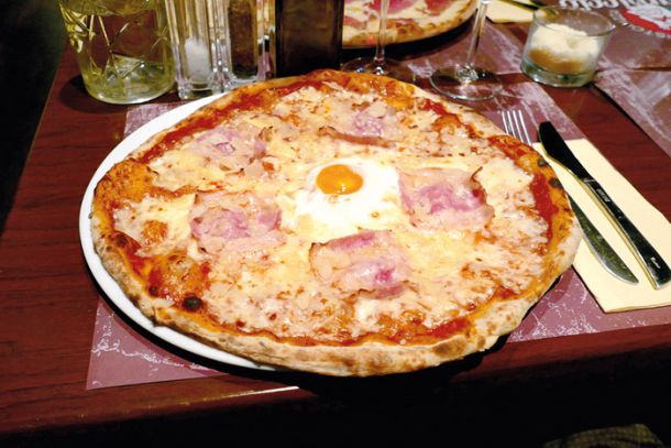 Pica carbonara