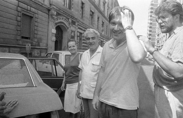 David Tasić s starši in Igorjem Bavčarjem leta 1988 na Roški v Ljubljani