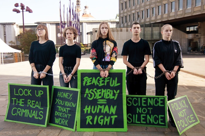 Slovenska solidarnost s podnebnimi aktivisti Extinction Rebellion, ki so bili aretirani med demonstracijami v Londonu