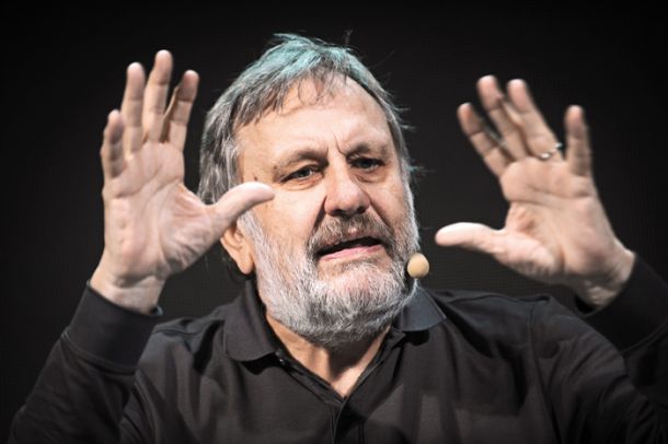 Slavoj Žižek: »Čaka nas zahtevna leninistična naloga, kako vse večje nezadovoljstvo organizirati v obsežno, usklajeno gibanje«. 