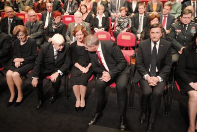 Milan Kučan, boter, Dejan Židan, vnuk, in Borut Pahor, izgubljeni sin, vsi trije pa dolgoletni predsedniki stranke kontinuitete