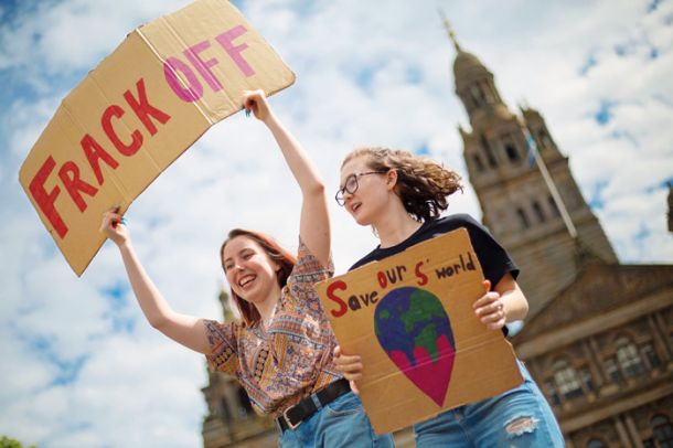 Protest proti frackingu v Glasgowu na Škotskem