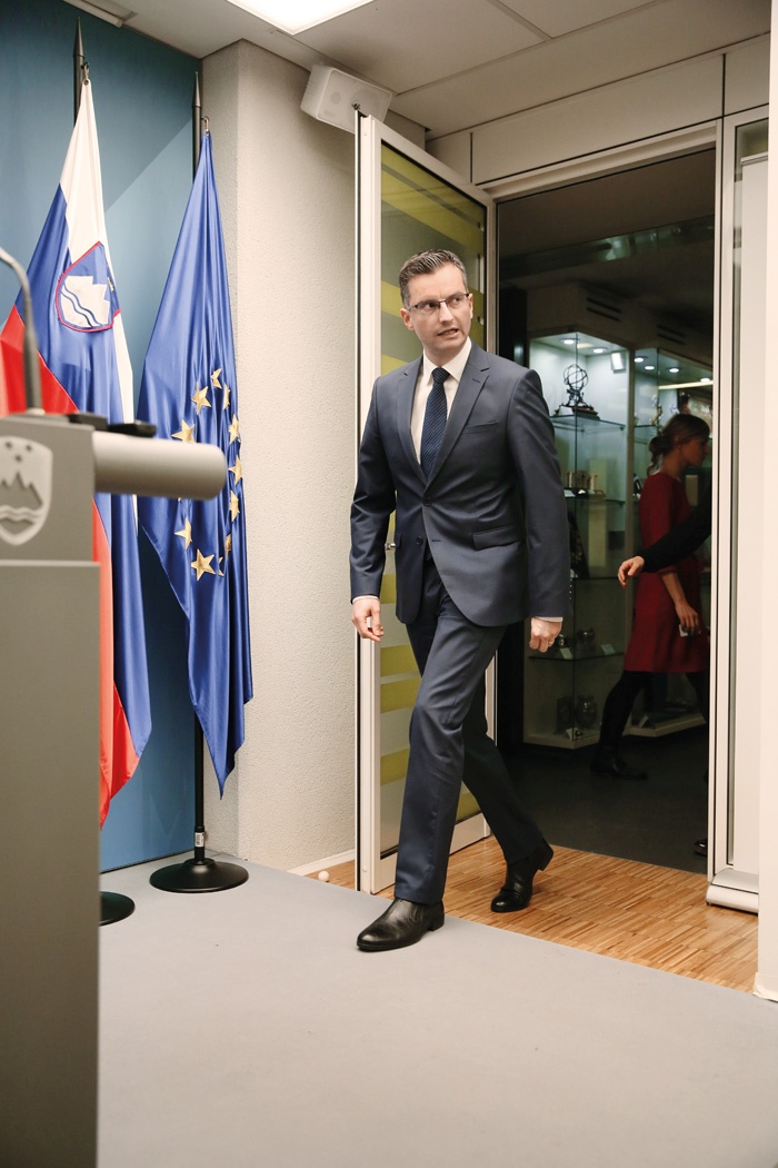 Vsi dosedanji premieri so bili navadni konji, le Marjan Šarec. (Prosto po Arjanu Preglu)