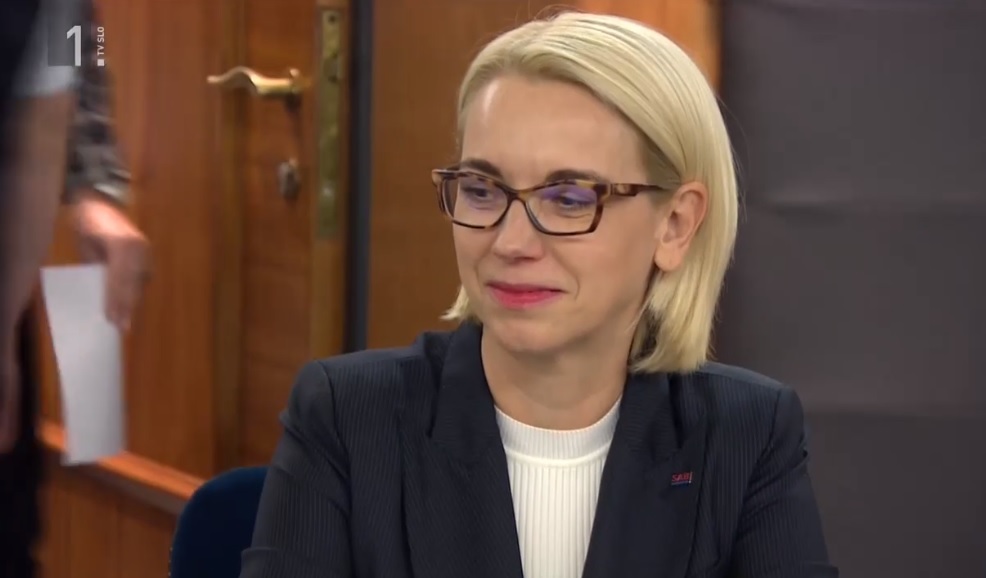 Angelika Mlinar na včerajšnjem zaslišanju v slovenskem parlamentu