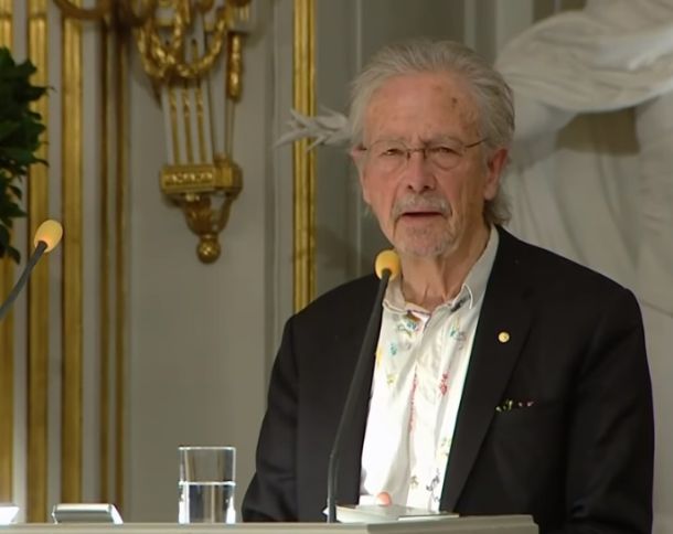 Peter Handke med zahvalnim govorom na podelitvi Nobelove nagrade