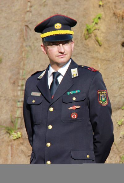 Marjan Šarec v uniformi Prostovoljnega gasilskega društva Šmarca
