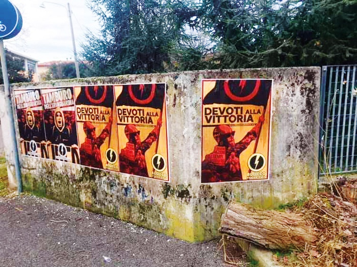 »Posvečeno zmagi« – eno izmed gesel gibanja Blocco Studentesco.