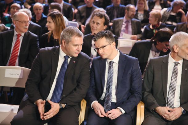 Predsednik parlamenta Dejan Židan in premier Marjan Šarec na Prešernovi proslavi v Cankarjevem domu 