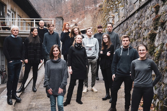 Ekipa ALUO: študentje – Ajda Bertok, Žiga Hančič, Marko Ježek, Jernej Kapus, Julija Karas, Tamara Lašič Jurković, Ambrož Močnik, Valentina Repenšek, Gal Rančigaj, Mihaela Romanešen in Hana Železnik – in mentorji.