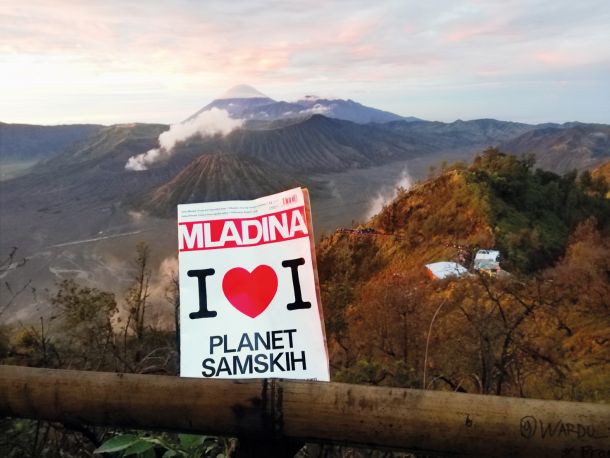 Jutro na vulkanskem območju na otoku Java, Indonezija 