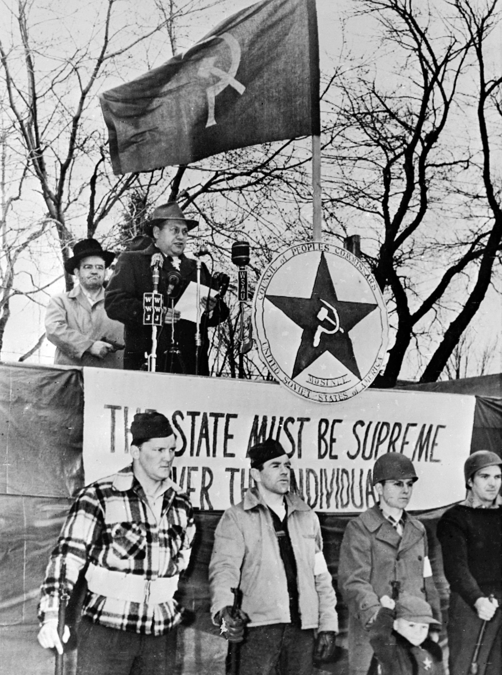 Dogodek – komunistična okupacija Mosineeja, komunistična invazija na Mosinee, revolucija v Mosineeju – je bil insceniran. Pripravila ga je Ameriška legija, konservativna, ultrapatriotska, antikomunistična organizacija, ki so jo leta 1919 ustanovili veterani I. svetovne vojne. | Profimedia