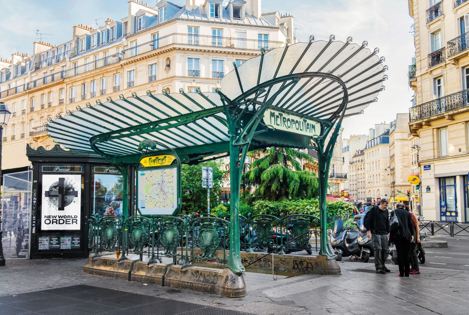 Pariz | Novi kolektivizem