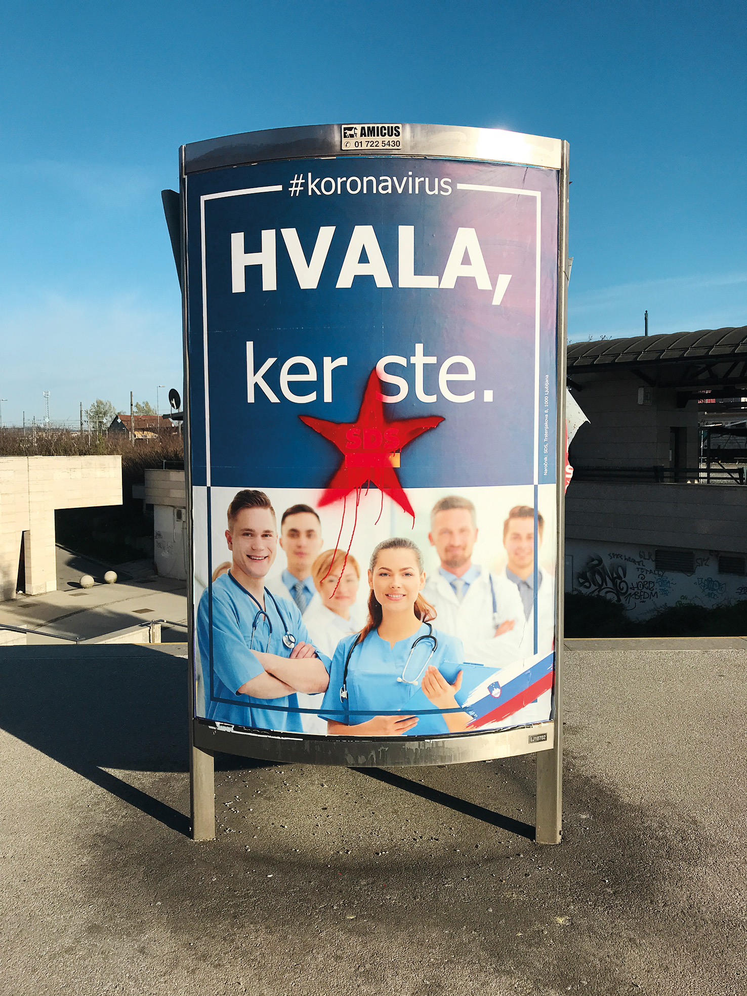 Nosil je rdečo zvezdo, Ljubljana | Grupa E