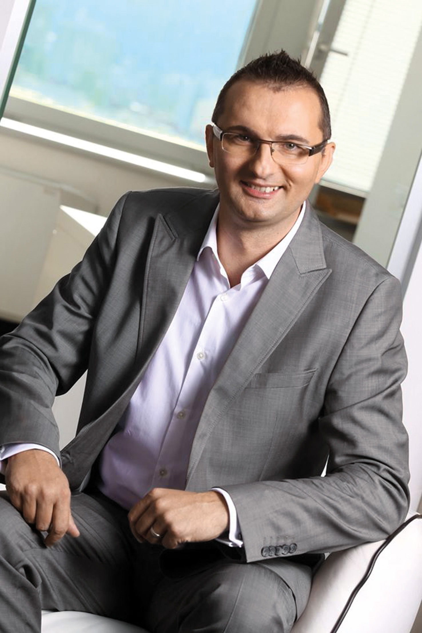 Nov direktor Sove Janez Stušek 