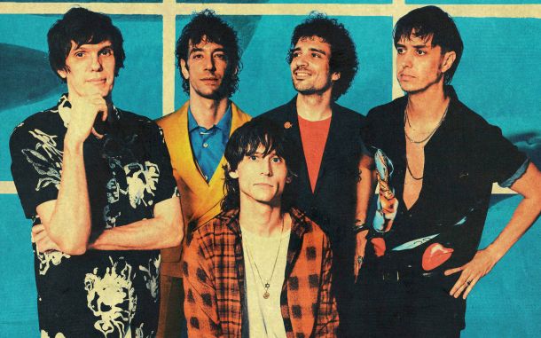The Strokes je končno obudil mladostniško ustvarjalno moč in dokazal, da se v zgodovino rocka ne bo zapisal zgolj zaradi revolucionarnega prvenca.