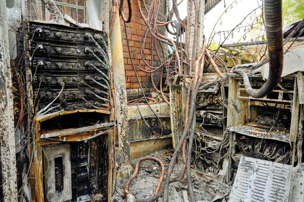 Požgana telekomunikacijska oprema v enem izmed oddajnih stolpov v severni Anglij
