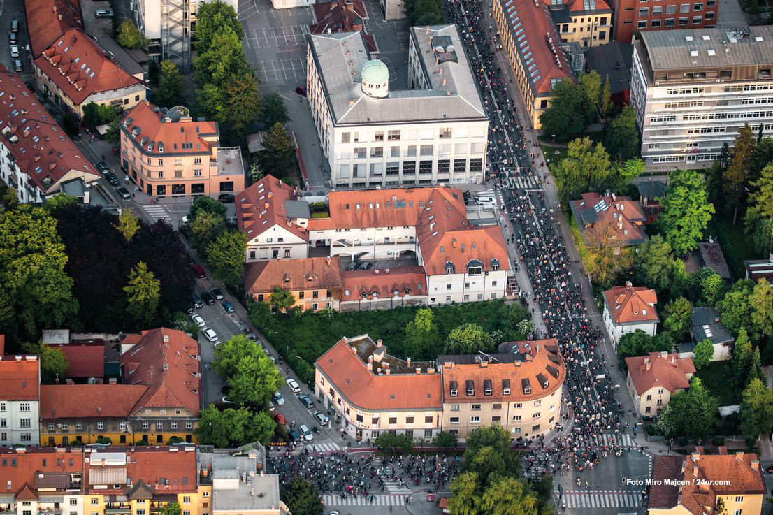Izpoved kaviar socialistke