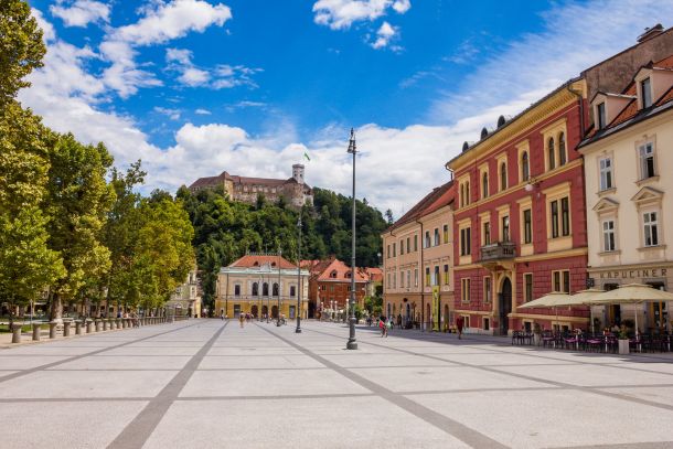 Kongresni trg v Ljubljani je ponavadi prizorišče koncertov in drugih kulturnih dogodkov 