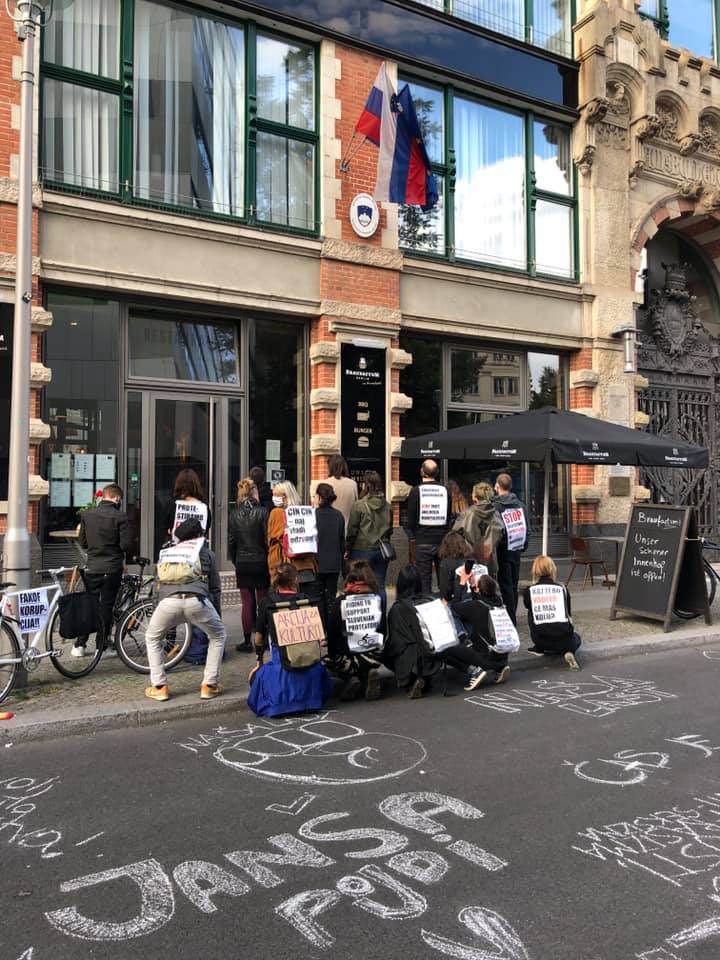 Protest v Berlinu | Facebook