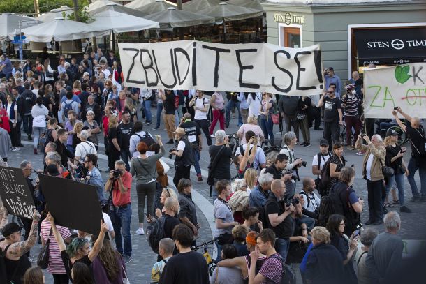 Zbudite se! na Prešernovem trgu