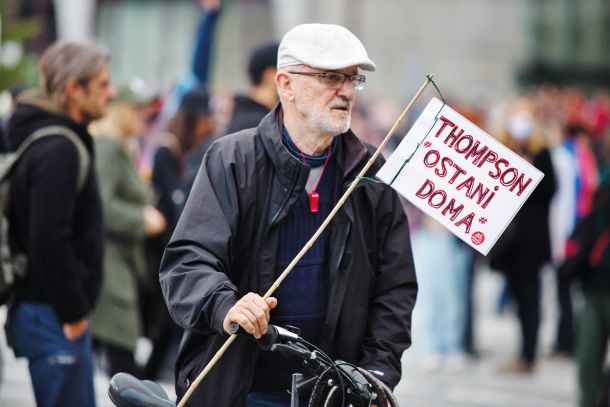 Kolesarski protest na dan, ko je postala novica o dovoljenju za koncert Marka Perkovića Thompsona javna