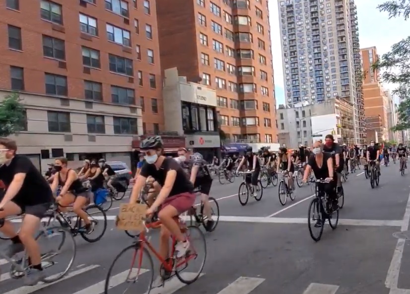 VIDEO: Kolesarski protesti tudi v New Yorku