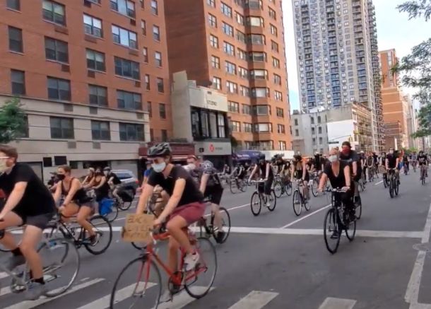 VIDEO: Kolesarski protesti tudi v New Yorku