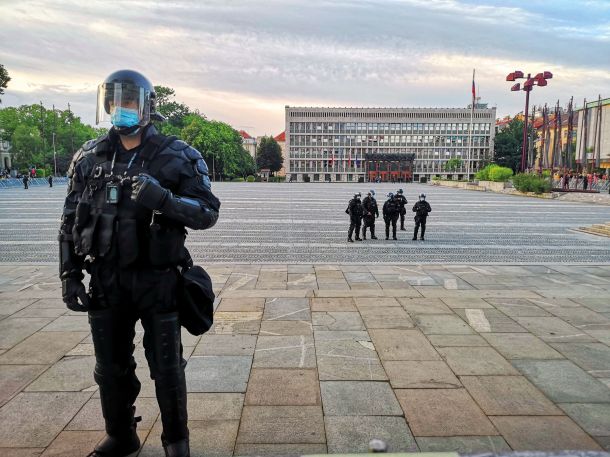 Policist in njegova kamera