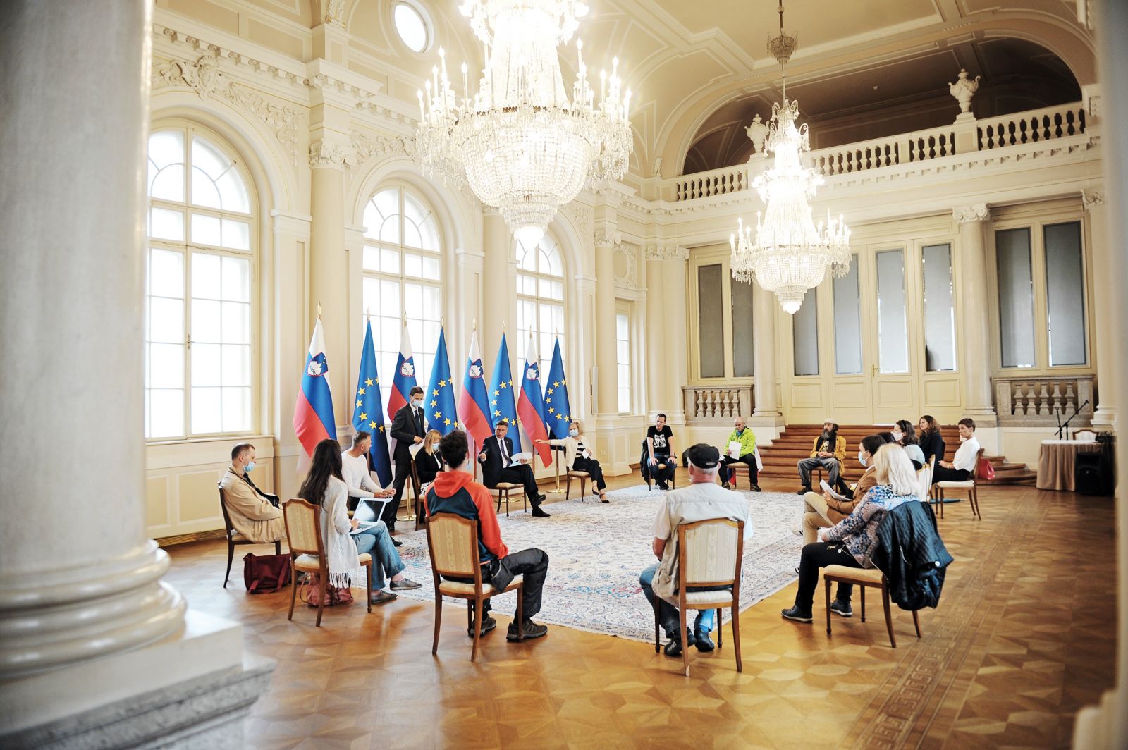 Predstavniki protestnikov pri predsedniku Pahorju | Uroš Abram