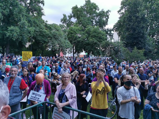 Protivladni protest v Ljubljani