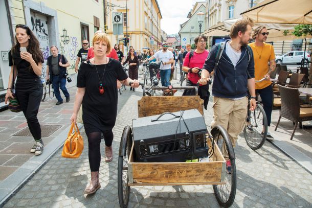 Petja Grafenauer na protestu kulturnih delavcev