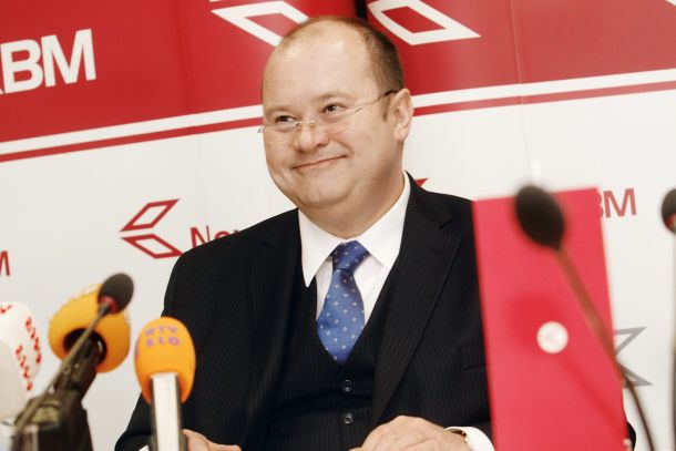 Aleš Hauc v časih, ko je bil še uspešen in spoštovan direktor NKBM