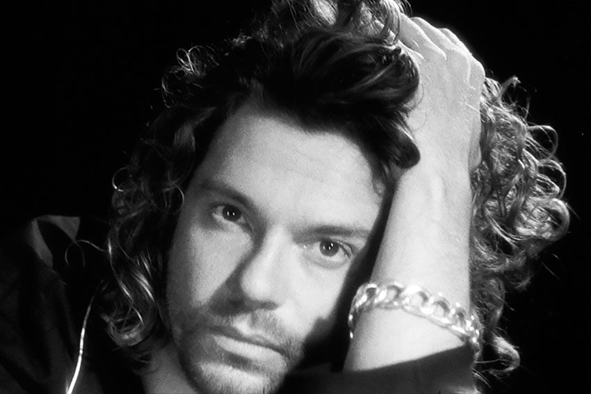 Mystify: Mivhael Hutchence