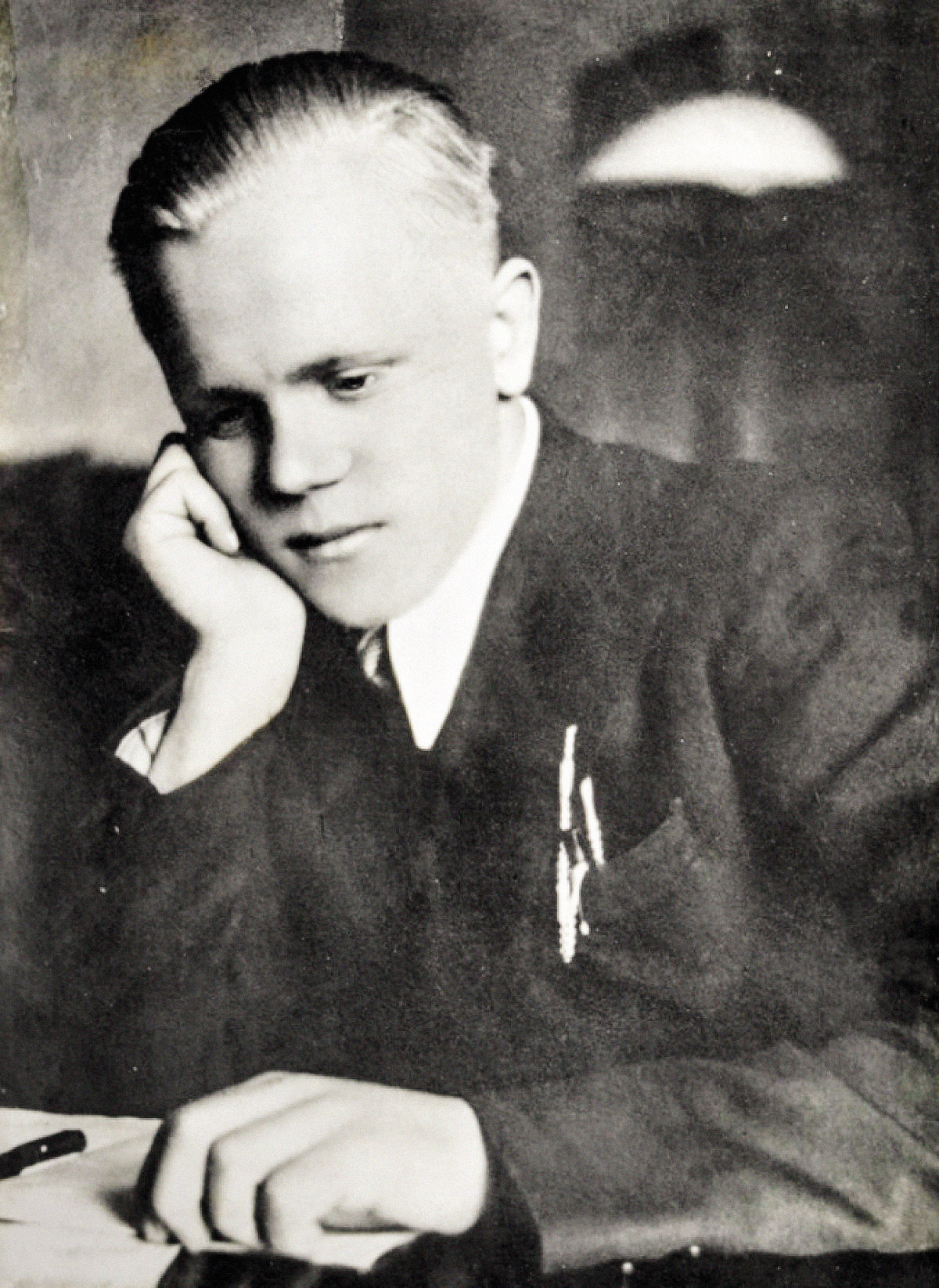 Dijak Lojze Grozde je model za nadaljnje postopke RKC. Bil je pripadnik Katoliške akcije, ki je med vojno javno pozivala k boju proti komunizmu, januarja 1943 pa so ga ubili pripadniki Tomšičeve brigade, ki so trdili, da je mirnskemu župniku prenašal pismo, v katerem je neznani pošiljatelj zahteval podatke o partizanskih enotah. Danes je Grozde uradno priznan za blaženega, njegove kosti so dragocene relikvije, ki privabljajo romarje.