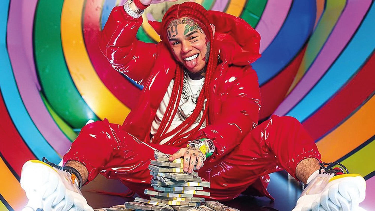 Komercialni uspeh plošče TattleTales gre pripisati predvsem kontroverznosti njenega avtorja.