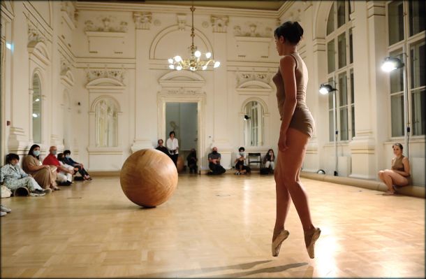 Mateja Bučar, Parquet Ball, Indigo Festival, Narodna galerija, Lj 