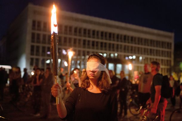 Tradicionalni petkov protivladni protest, 11. september, Trg republike, Ljubljana