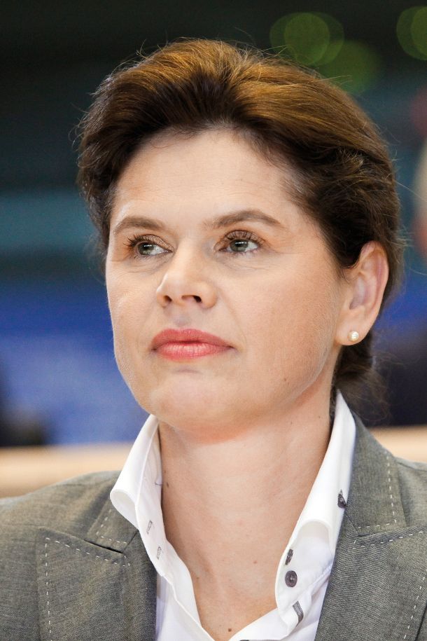 Predsednica stranke SAB Alenka Bratušek 