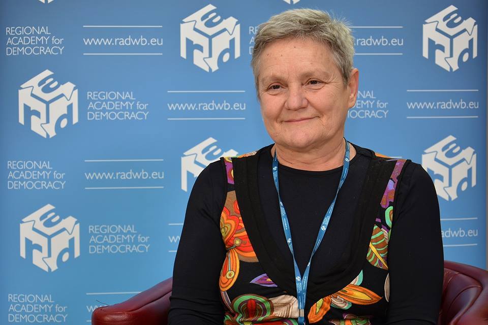 Sonja Lokar