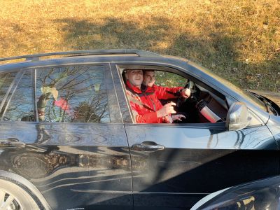 Matjaž Nemec in Tanja Fajon v BMW-ju