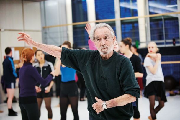 Milko Šparemblek je leta 2018 ob praznovanju stoletnice ljubljanskega baletnega ansambla osvežil svojo koreografijo Pastoralne simfonije iz leta 1986. 