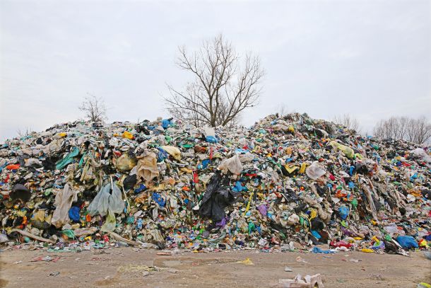 Plastika, deponija na Barju